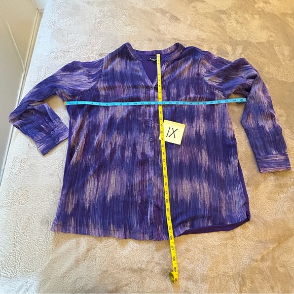 Relativity purple pattern button down blouse FLAW Size 1X - Picture 11 of 11